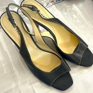 Ellen Tracy slingback heels